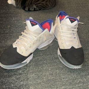 Blue and White Nike LeBron 19 Low Concord Black Toe Mens Size 9.5